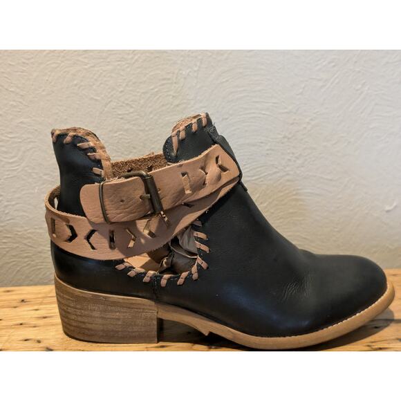 Musse & Cloud Black Brown Leather Aina Strapped Side Buckled Boots US Size 7 - Picture 5 of 11